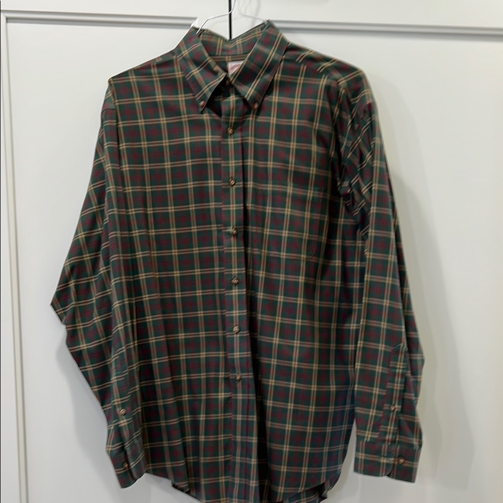 Brooks Brothers Green with Red & khaki plaid Casual Button Down Shirt